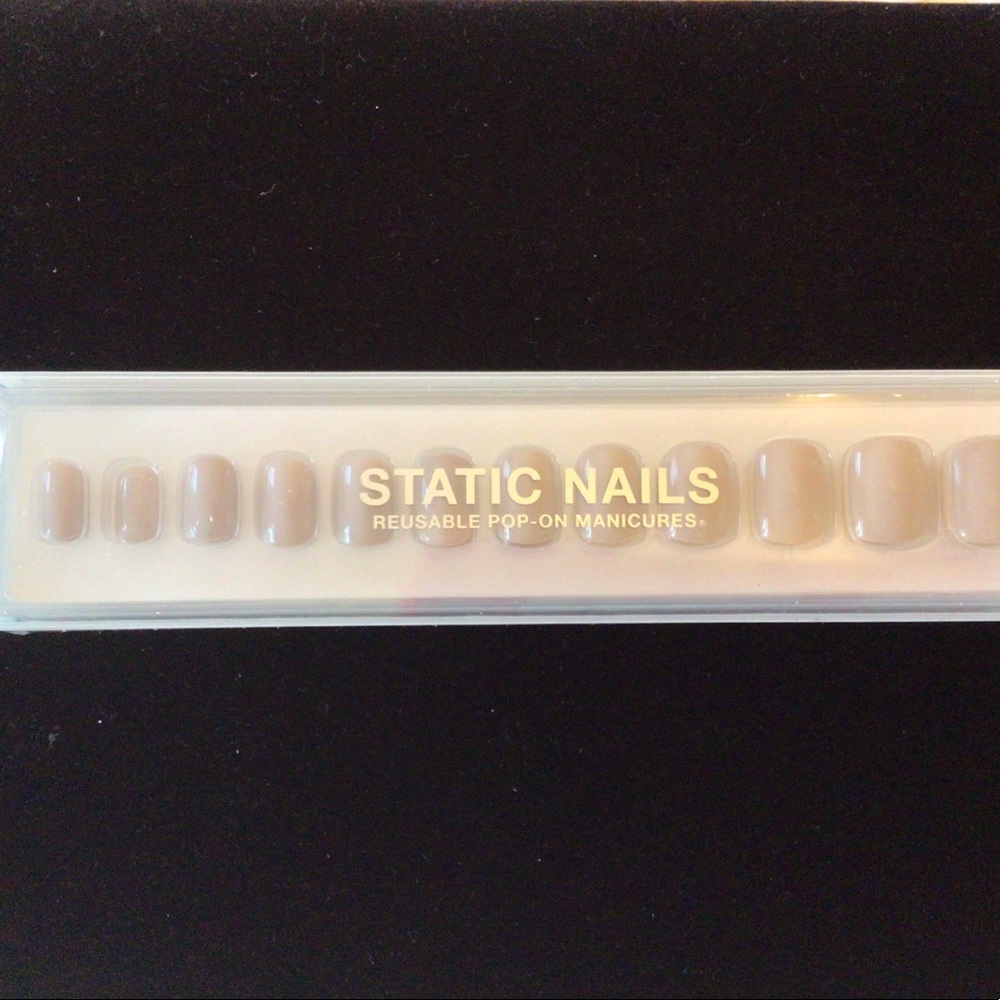 Static Nails Classic Taupe Square